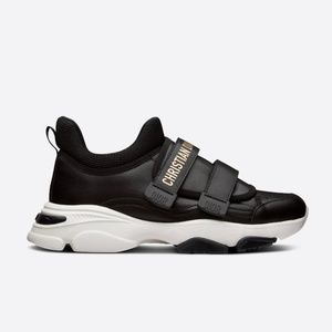 Christian Dior Sneakers D Wander Black (NWT and Box)